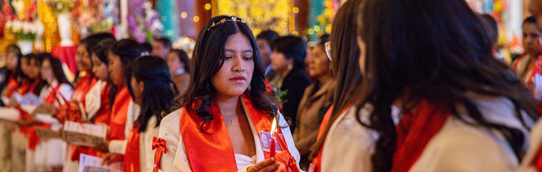 Arzobispo del Cusco impartió el Sacramento de la Confirmación a jóvenes en la Parroquia Nuestra Señora del Carmen – Cusco