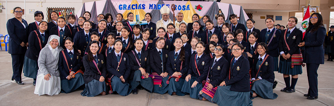 Arzobispo del Cusco celebra importante Misa en el Colegio Santa Ana del Cusco