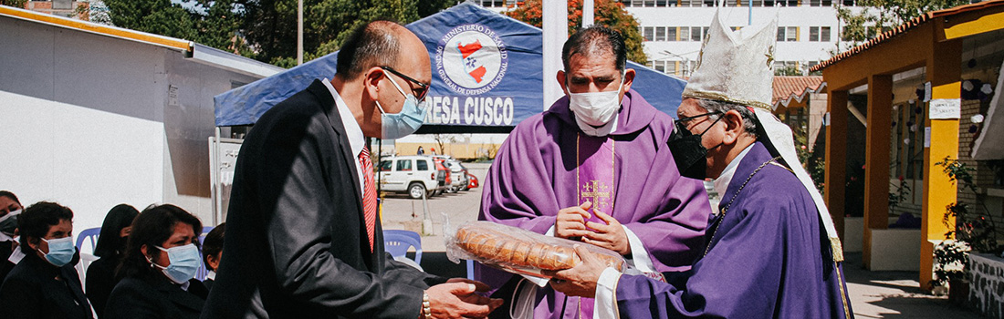 ARZOBISPO DEL CUSCO CELEBRÓ MISA EN HONOR AL SEÑOR DE LOS MILAGROS Y POR EL 65 ANIVERSARIO DE LA GERESA