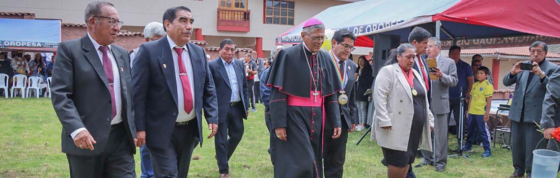 Arzobispo del Cusco inauguro moderno Centro Pastoral en Oropesa