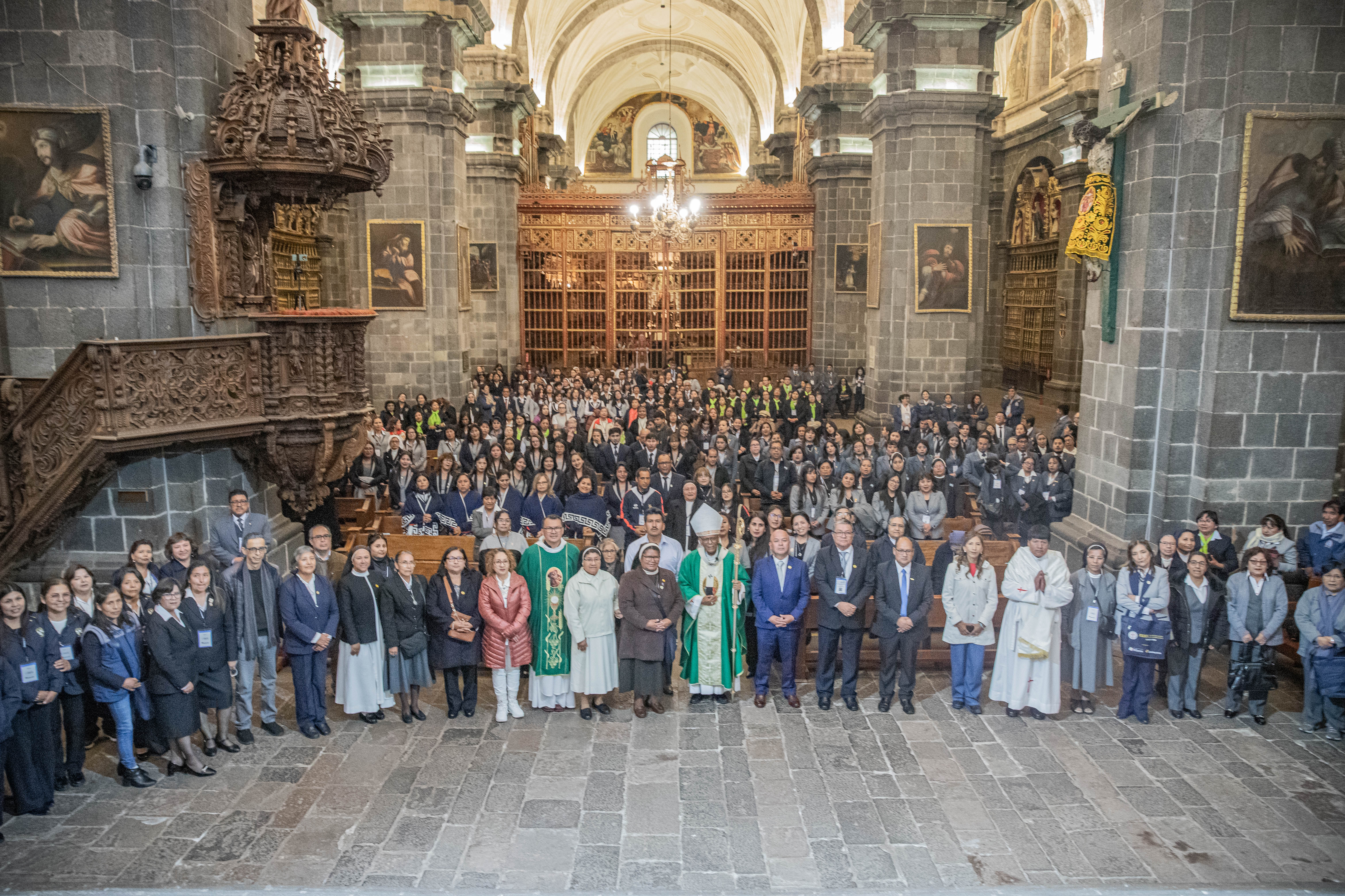 Arzobispo del Cusco preside Santa Misa de Bienvenida por el XXXIX Convención Nacional de Educación Católica Cusco 2026