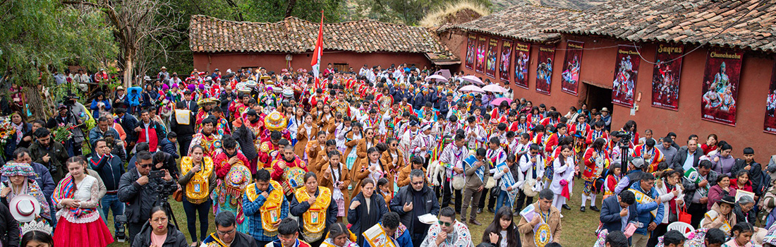 Arzobispo del Cusco preside Santa Misa de Fiesta en honor a la Virgen del Rosario de Huallhua en el distrito de San Salvador