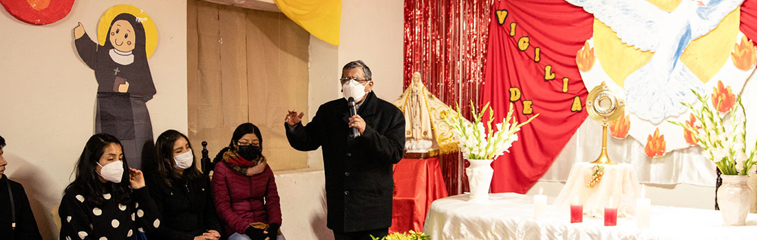 ARZOBISPO DEL CUSCO PRESIDE VIGILIA Y SANTA MISA POR PENTECOSTÉS
