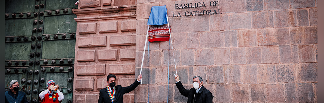 BASÍLICA CATEDRAL DEL CUSCO Y DISTINTOS RECINTOS DEL ARZOBISPADO YA CUENTAN CON ESCUDO AZUL DE LA UNESCO