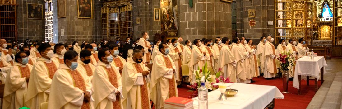 CLERO ARQUIDIOCESANO CELEBRÓ SOLEMNE MISA CRISMAL