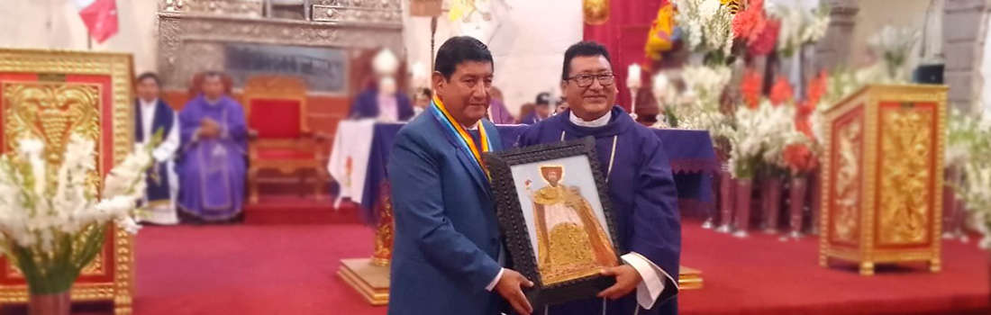 Con una Santa Misa presidida por el Arzobispo Metropolitano del Cusco se llevó a cabo la toma de Posesión Canónica del nuevo Sacerdote de Acomayo