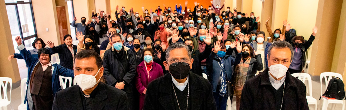 COORDINADOR DE LA COMISIÓN EPISCOPAL DE SINODALIDAD DIO CHARLA EN LA ARQUIDIÓCESIS DEL CUSCO