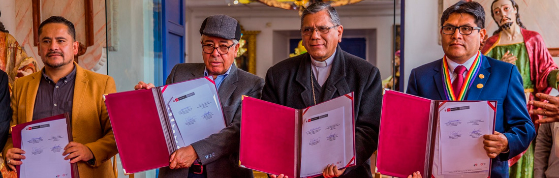 Dirección Desconcentrada de Cultura hizo entrega de esculturas a Diferentes Parroquias de la Arquidiócesis del Cusco