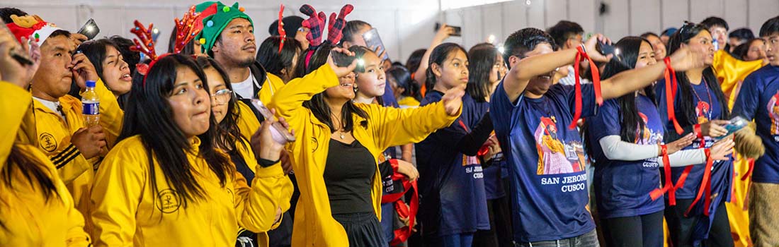 Gran Fiesta de San Carlo Acutis reunió a numerosos jóvenes de las diferentes decanaturas de la Arquidiócesis del Cusco