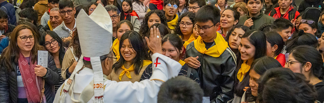 Jubileo de los Jóvenes congregó a centenares de fieles en solemne Eucaristía en la Basílica Catedral del Cusco