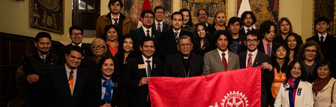 Rotary Club Santa María Cusco recibe al Gobernador de Rotary Internacional y celebra Juramentación de su Presidente