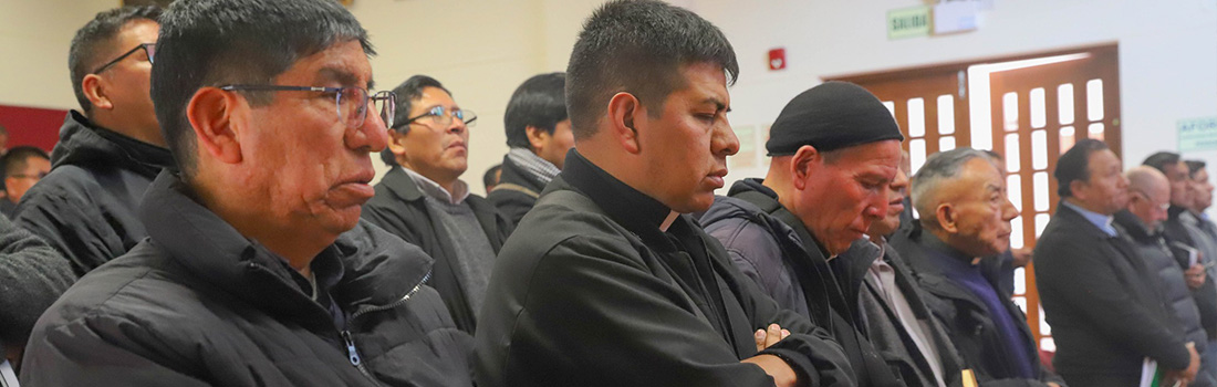 Sacerdotes del Clero Arquidiocesano participan en retiro mensual correspondiente al mes de Mayo
