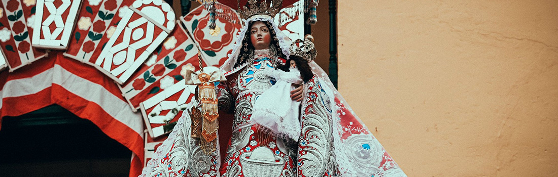 SANTA MISA DE FIESTA EN HONOR A LA VIRGEN PURIFICADA DE SAYLLA