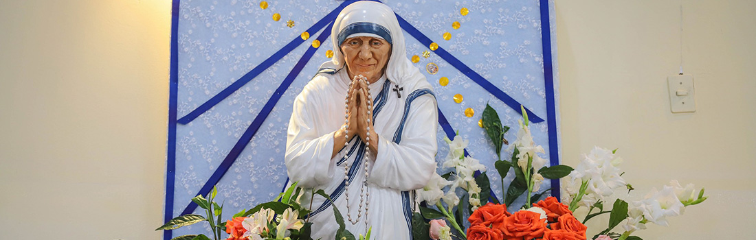 Santa Misa por los 75 años de presencia en el cusco de la Congregación de las Misioneras de la Caridad de la Madre Teresa de Calcuta