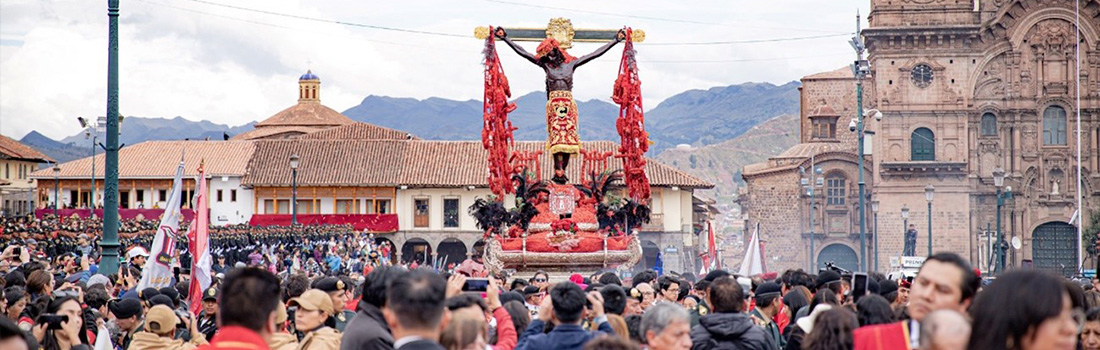 Solemne procesión del Señor de los Temblores conmueve a cientos de fieles