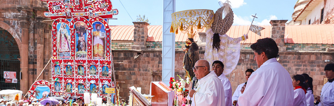Solemne Santa Misa de fiesta en Honor a la Virgen de la Natividad congregó a centenares de fieles Cusqueños.